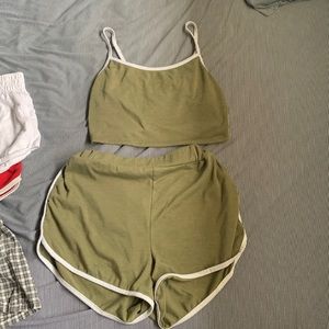4 shorts and matching shirt